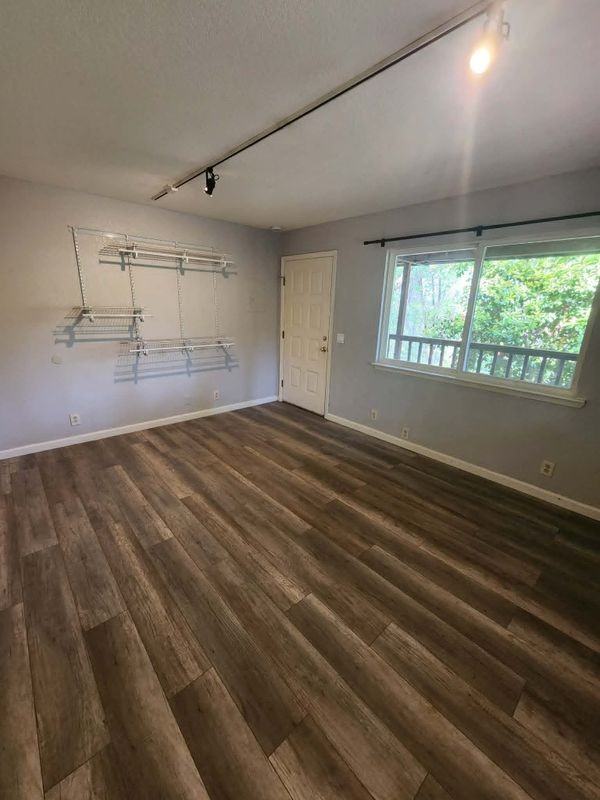 12896 Rices Crossing Rd - Photo 6 of 7