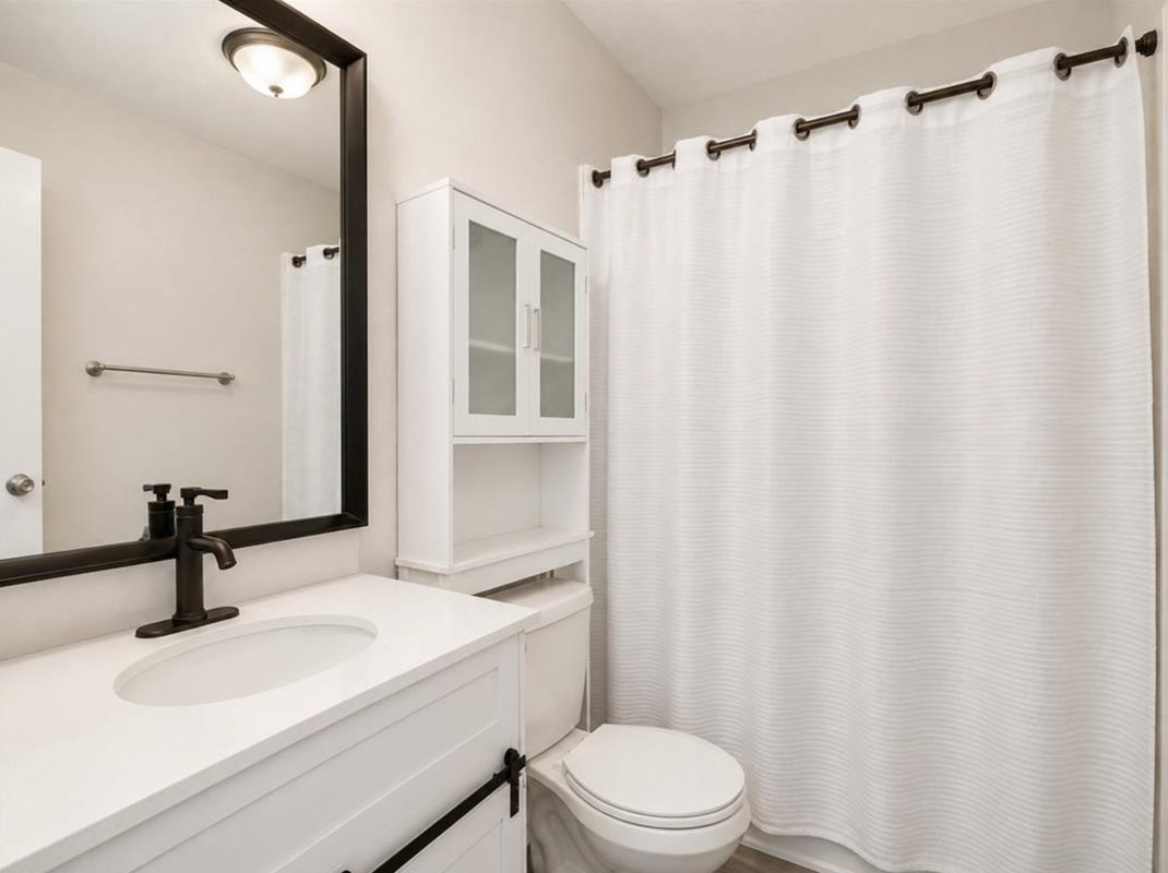 412 Craddock Ave - Photo 3 of 5