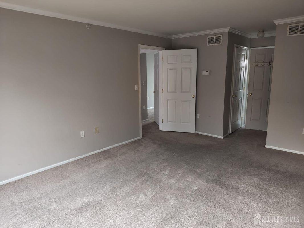 468 Great Beds Ct - Photo 4 of 9