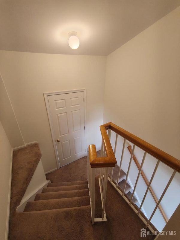 468 Great Beds Ct - Photo 7 of 9