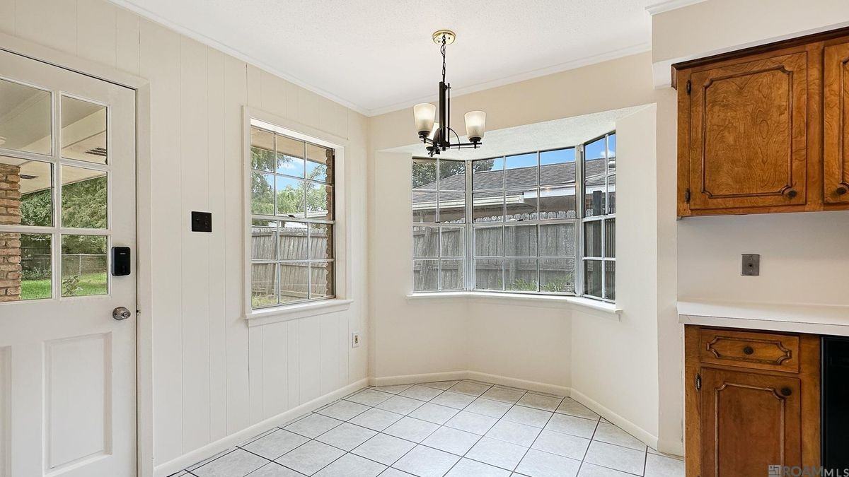 1740 Rue Crozat - Photo 6 of 24