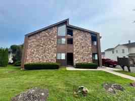 featured image of 118 Osborne St ##2b