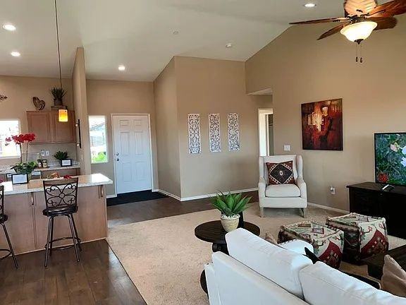 265 W Playa Del Carmen - Photo 5 of 10