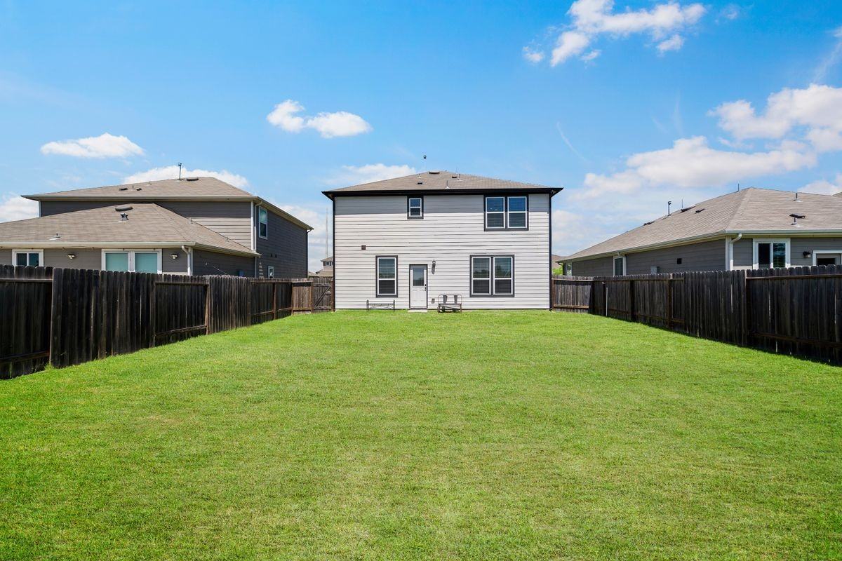 23403 Cranberry Grader Ln - Photo 2 of 37