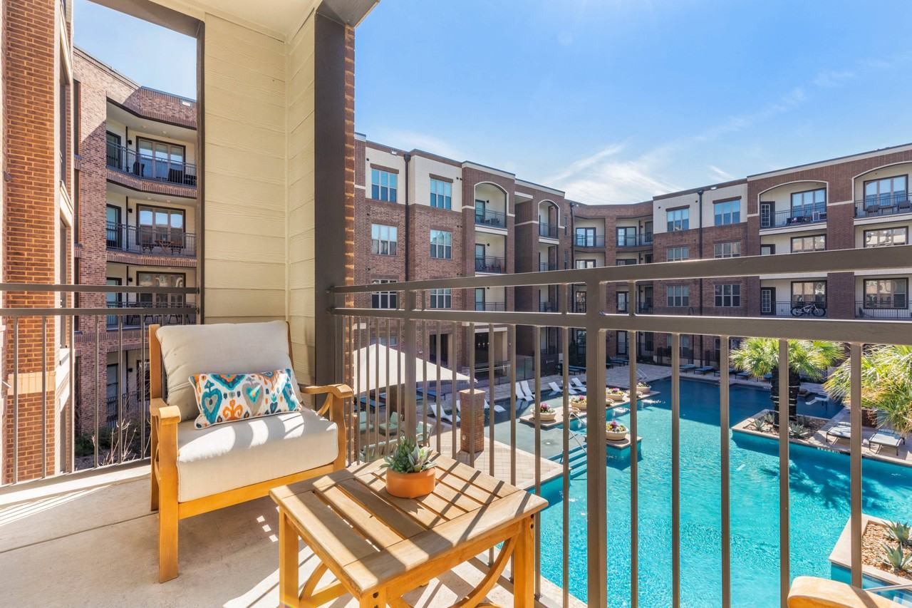 Bell Frisco Market Center - Photo 6 of 26