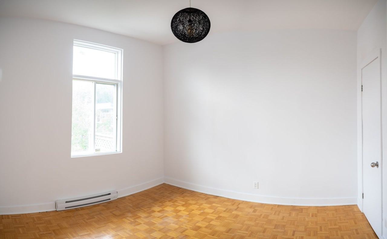 1606 Av Bourbonnière — photo 3