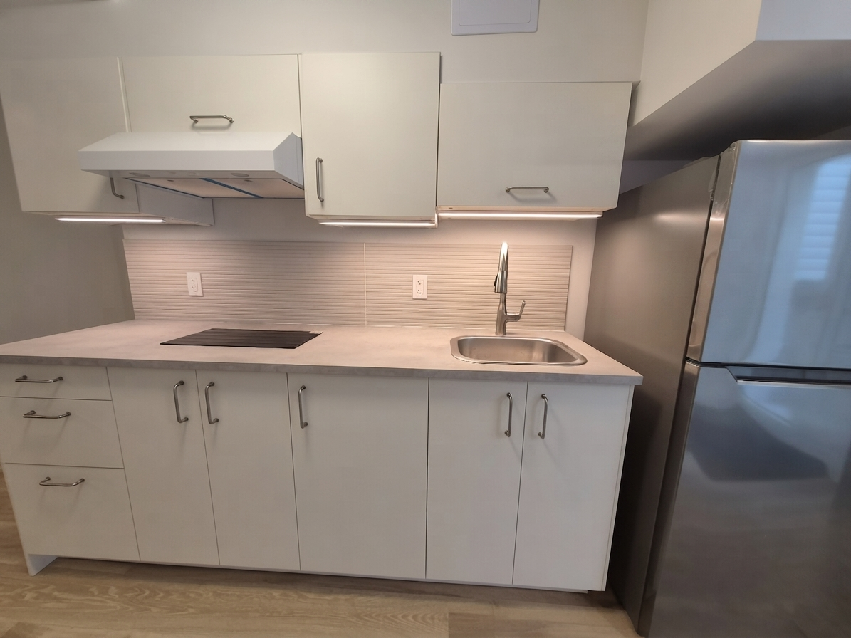 102 Donlands Ave - Photo 7 of 19