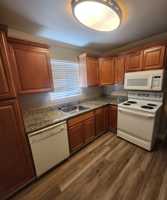 featured image of 1250 W 2nd St