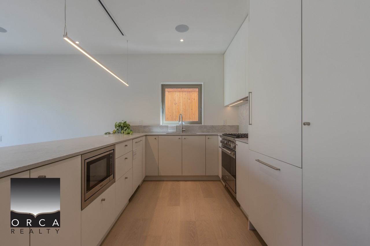 2915 East 5th Avenue 1 - Photo 7 of 24