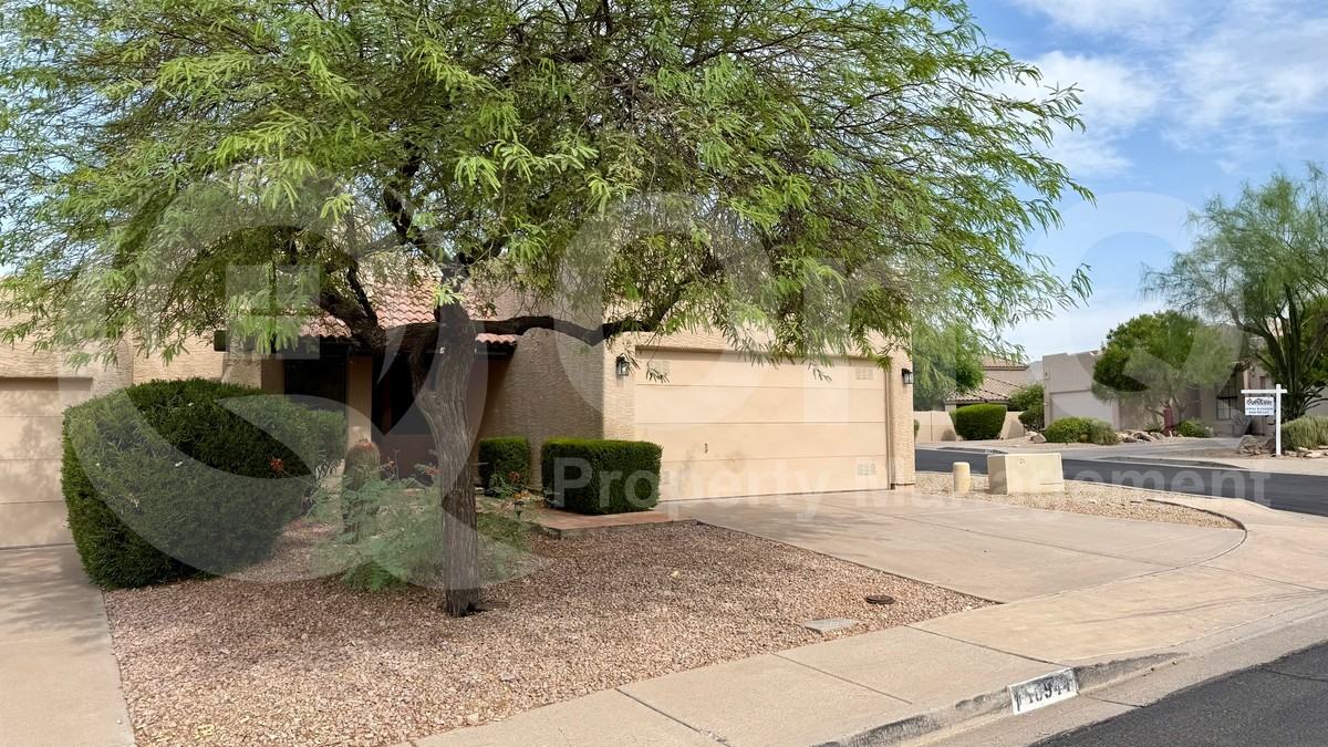 10944 N 117th Pl - Photo 2 of 26