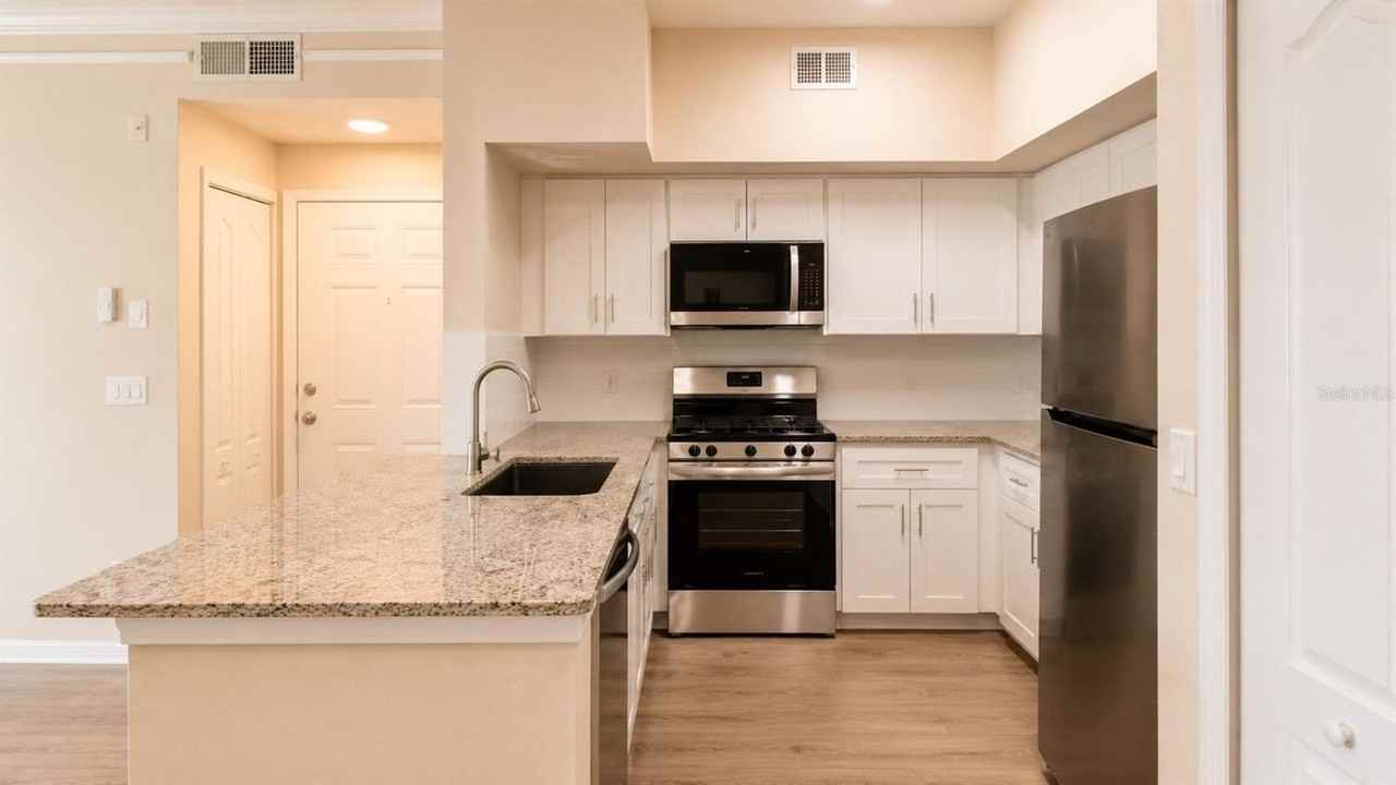4142 Central Sarasota Pkwy - Photo 7 of 19