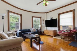 featured image of 41 Warren Ave #2