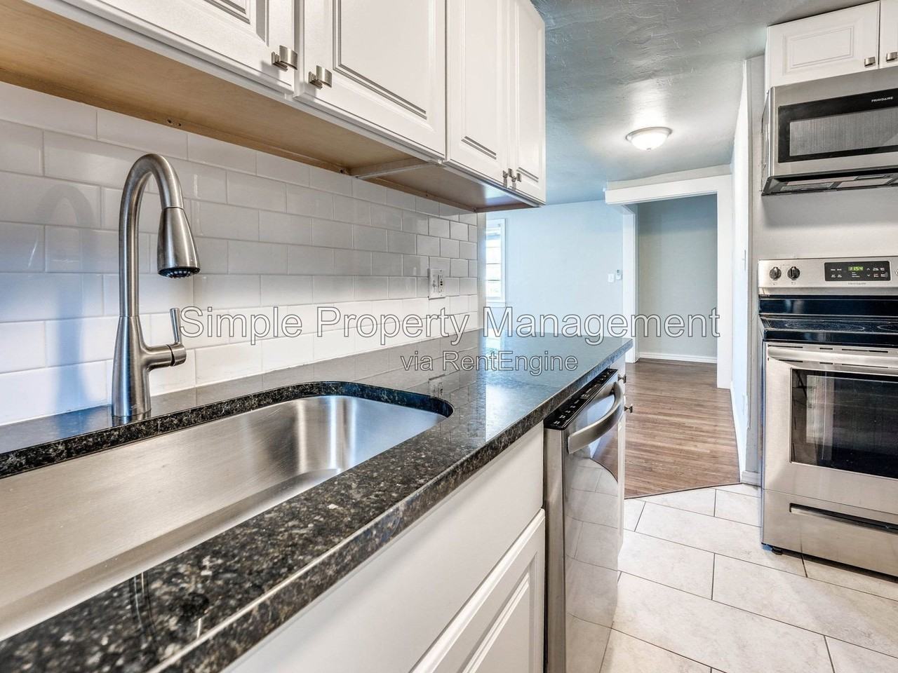 3114 Nw 12th St #1 - Photo 5 of 12