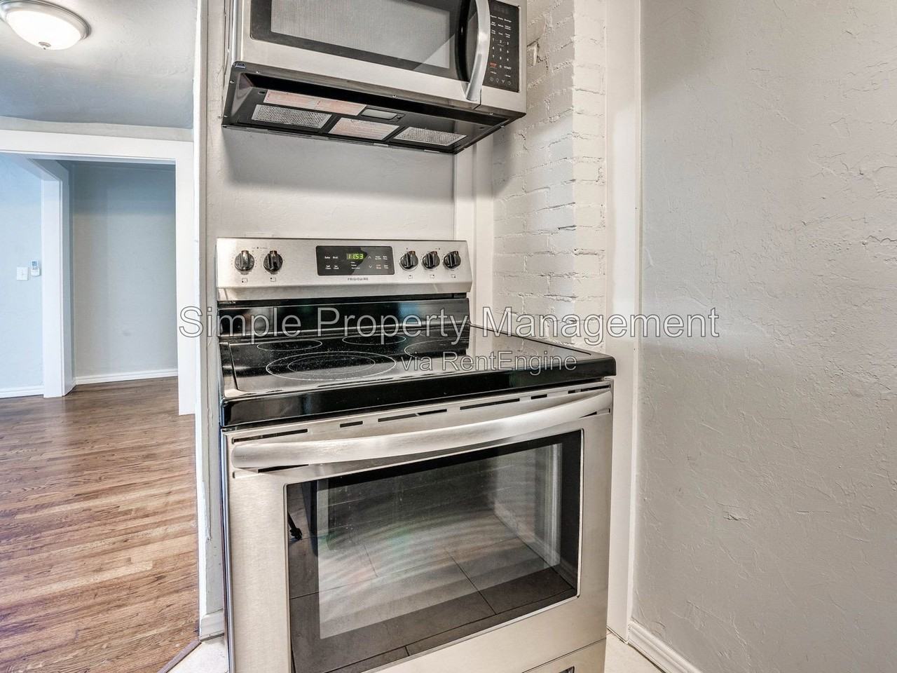 3114 Nw 12th St #1 - Photo 6 of 12