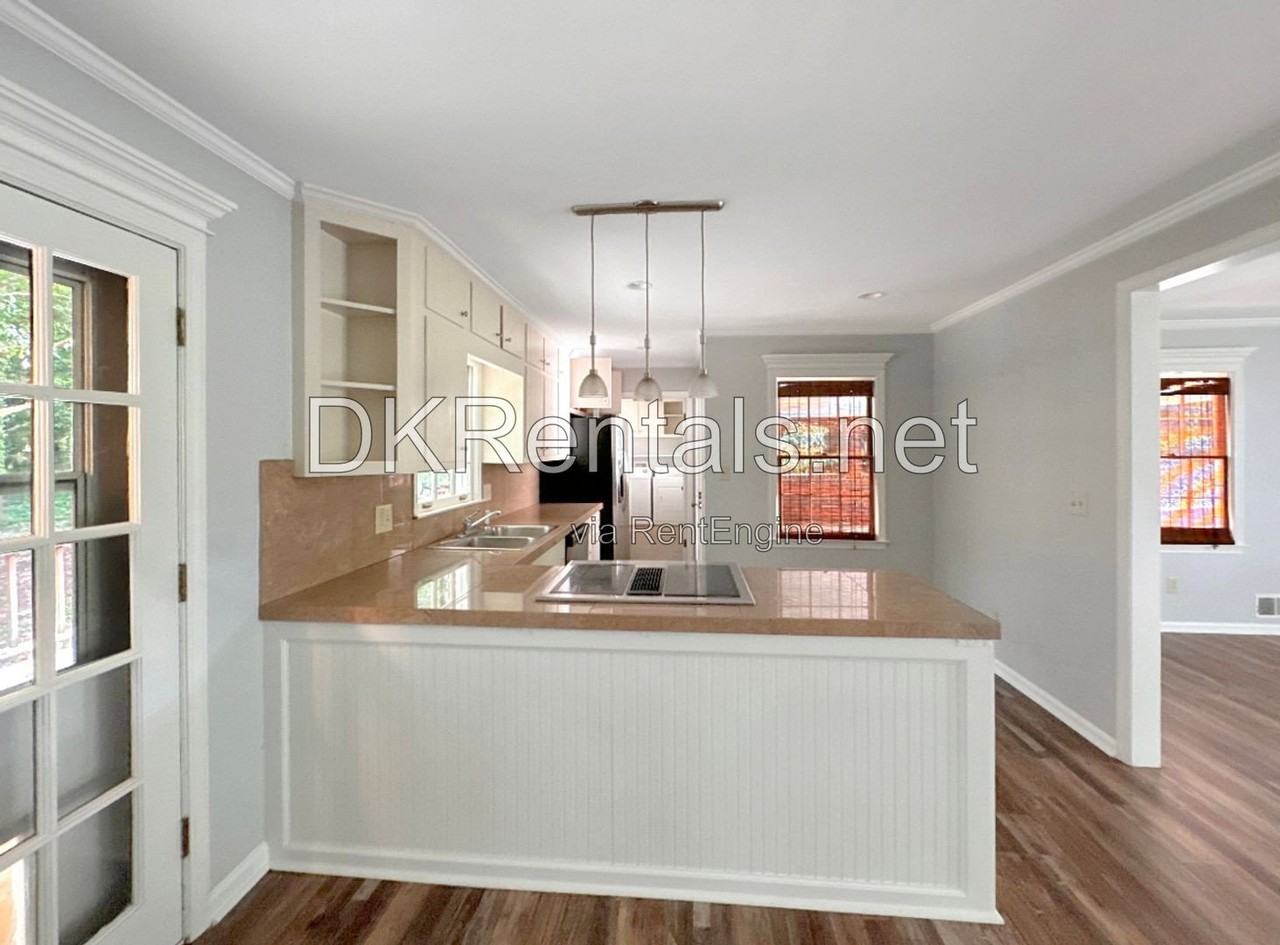 1580 Bainbridge Ln - Photo 5 of 21
