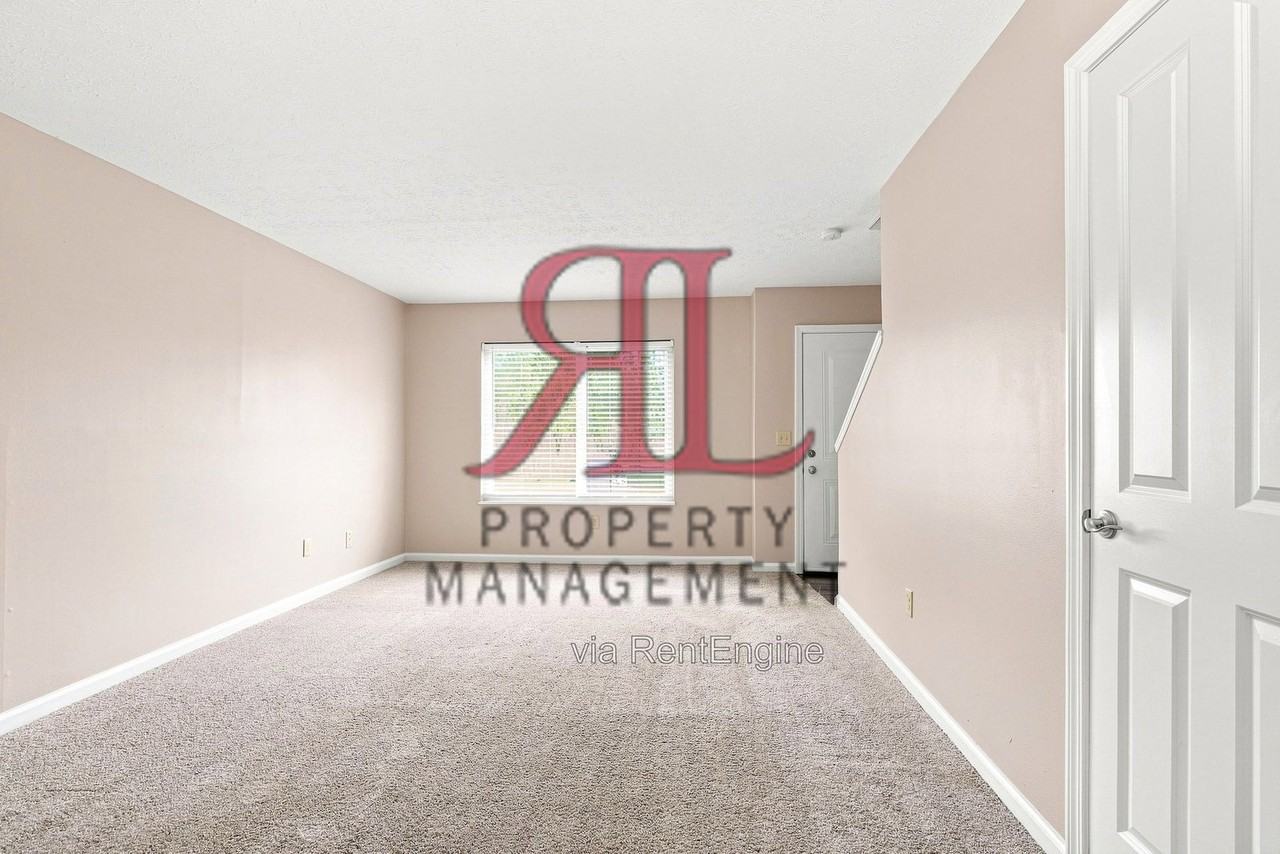 5502 Kenneylane Blvd - Photo 4 of 17