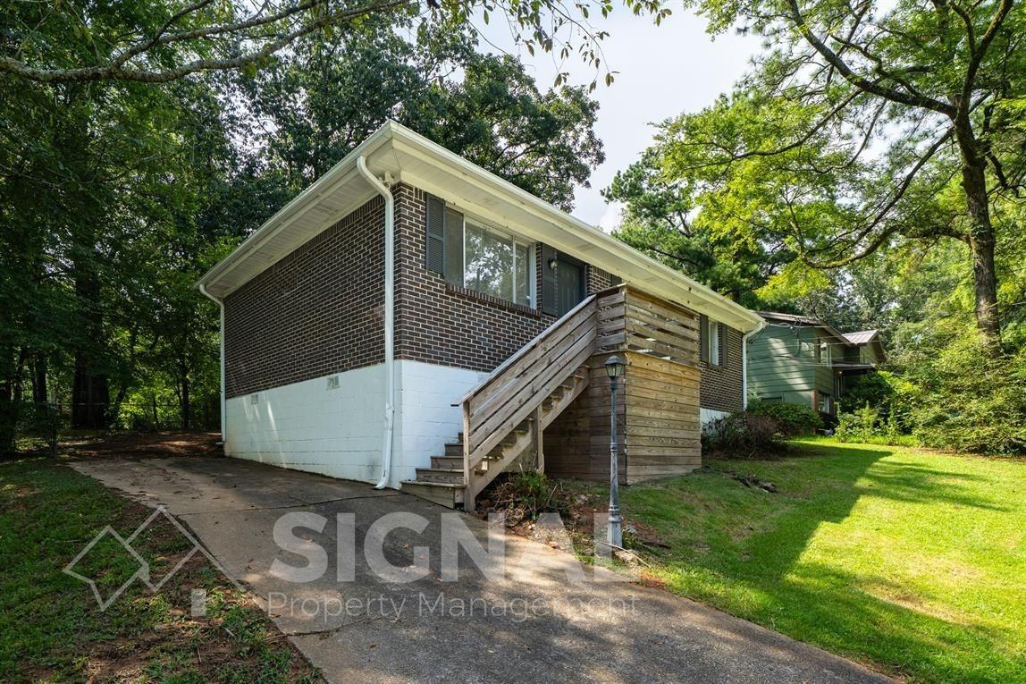 320 Argonne Dr Ne - Photo 3 of 23