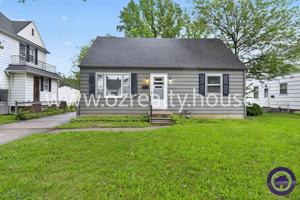 featured image of 1703 Heatherdowns Blvd