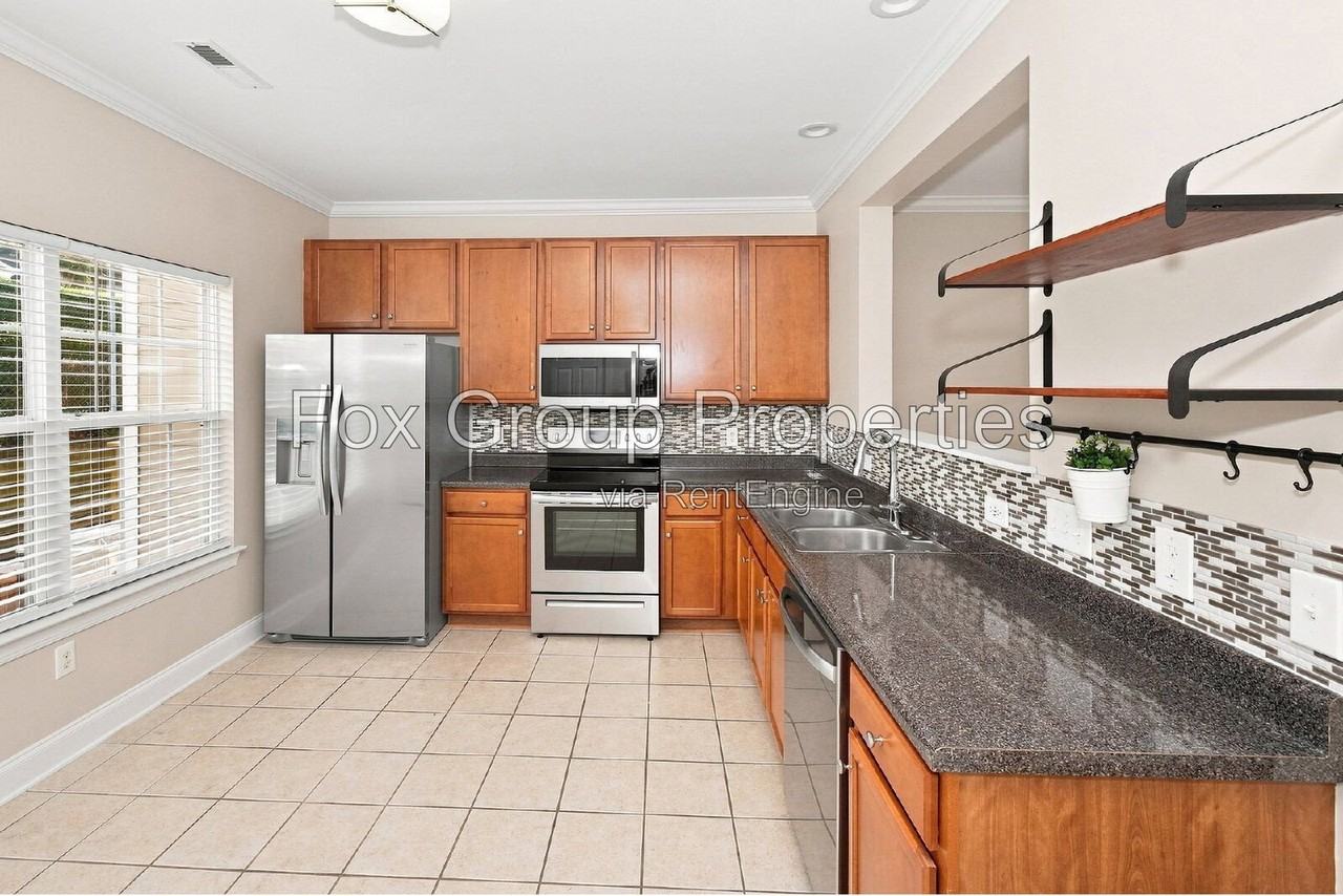 153 Forest Ridge Rd - Photo 7 of 19
