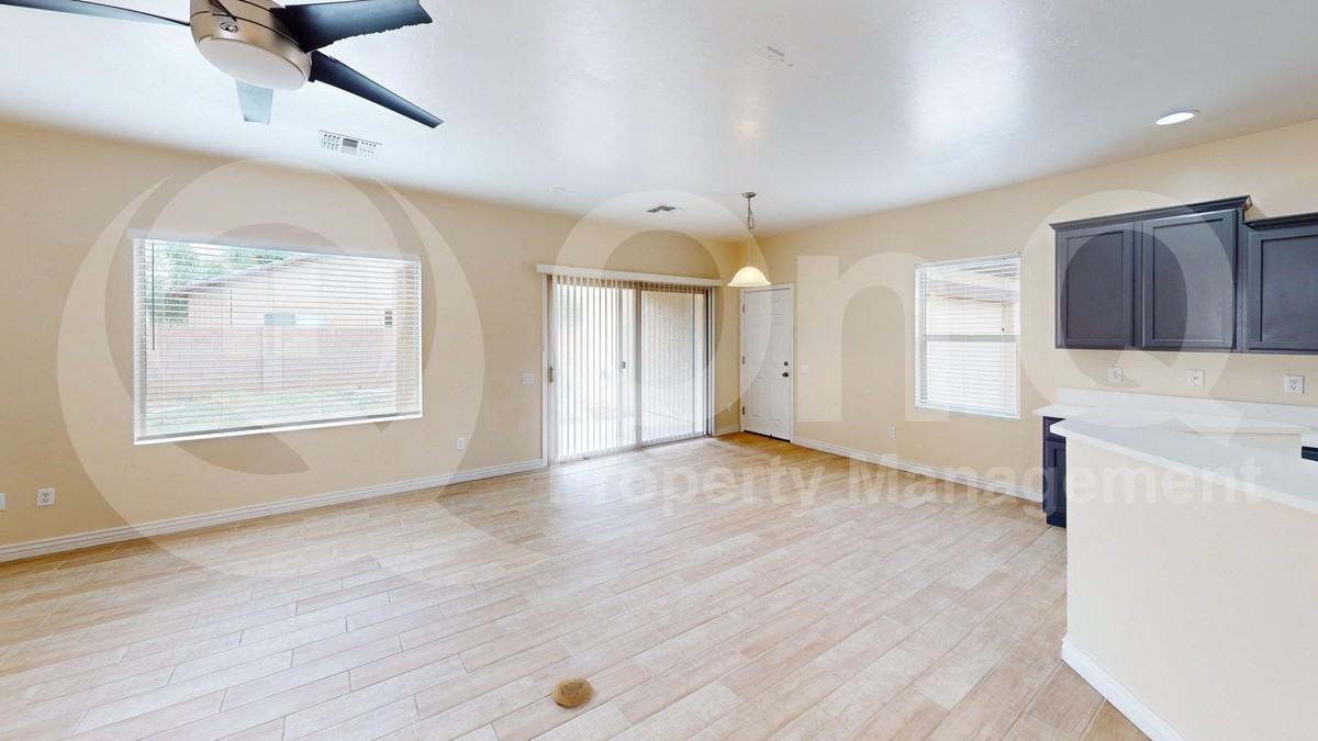 10418 E Painted Turtle Ln - Photo 4 of 18