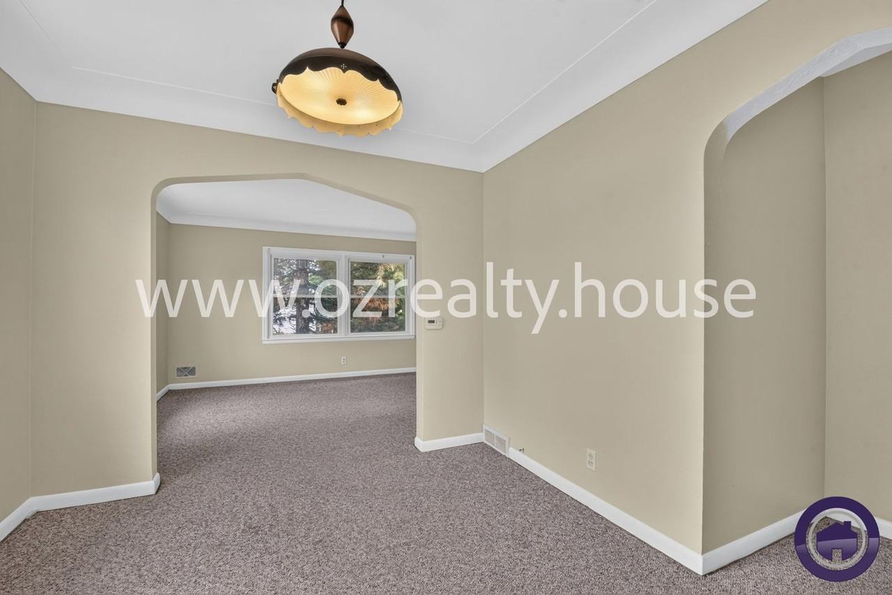1630 Eleanor Ave - Photo 7 of 17