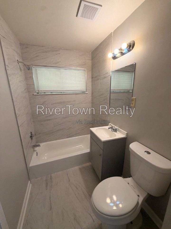 2884 Spring Hill Dr - Photo 6 of 14
