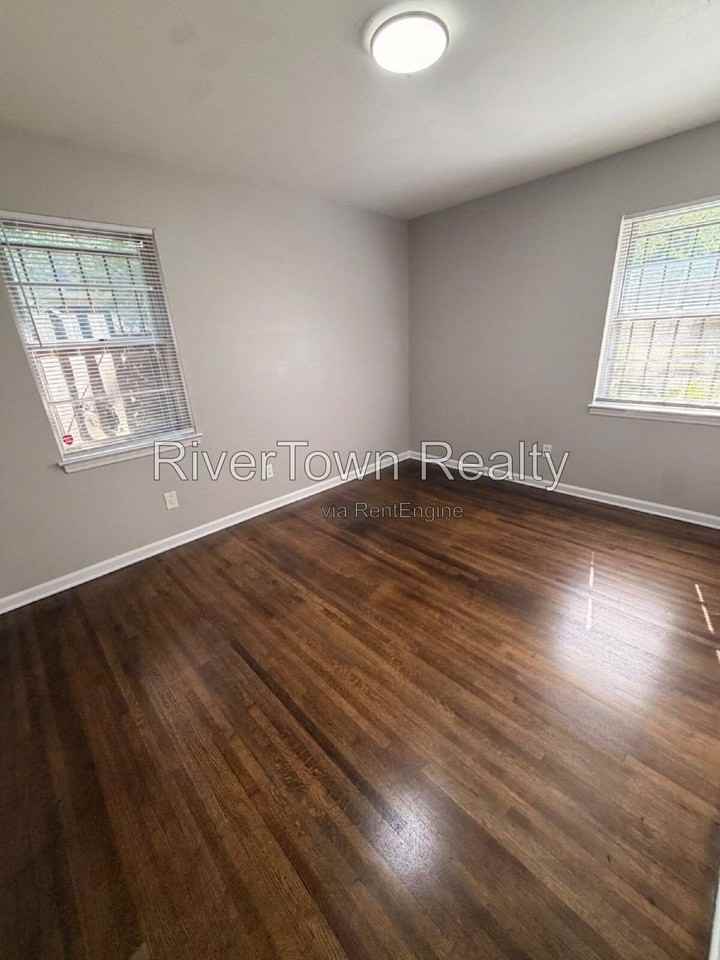 2884 Spring Hill Dr - Photo 7 of 14