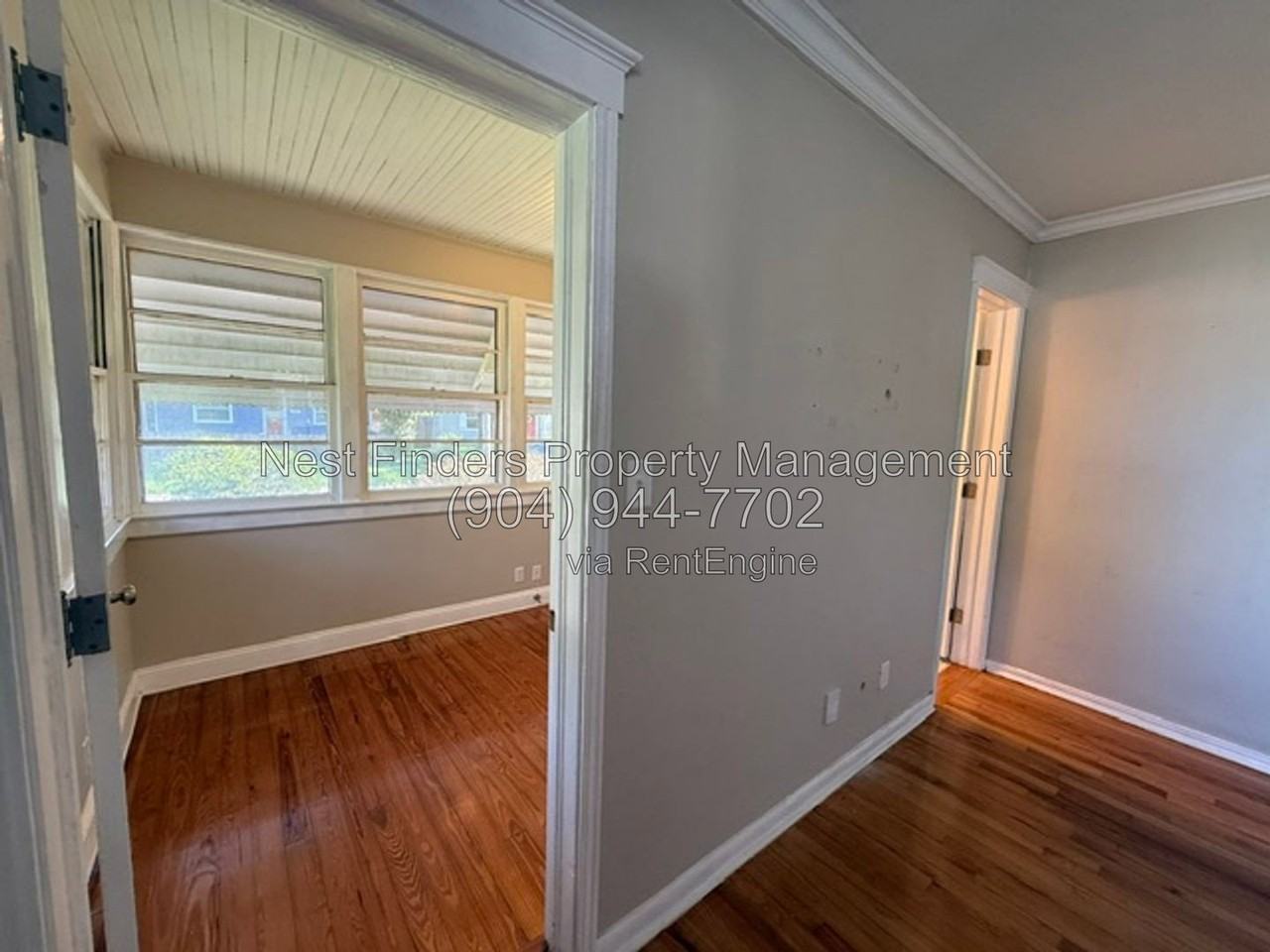 1309 Macarthur St - Photo 5 of 32