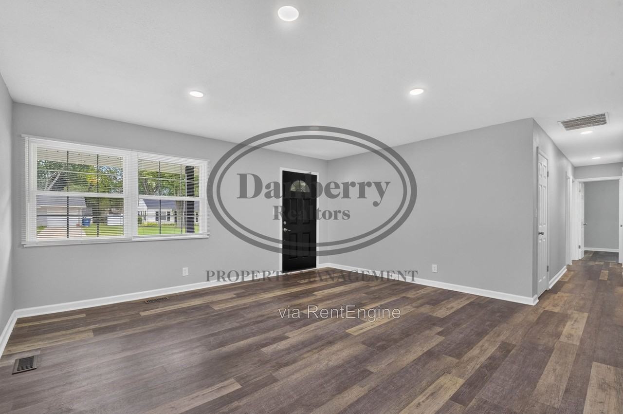 6051 Graystone Dr #1 - Photo 6 of 33