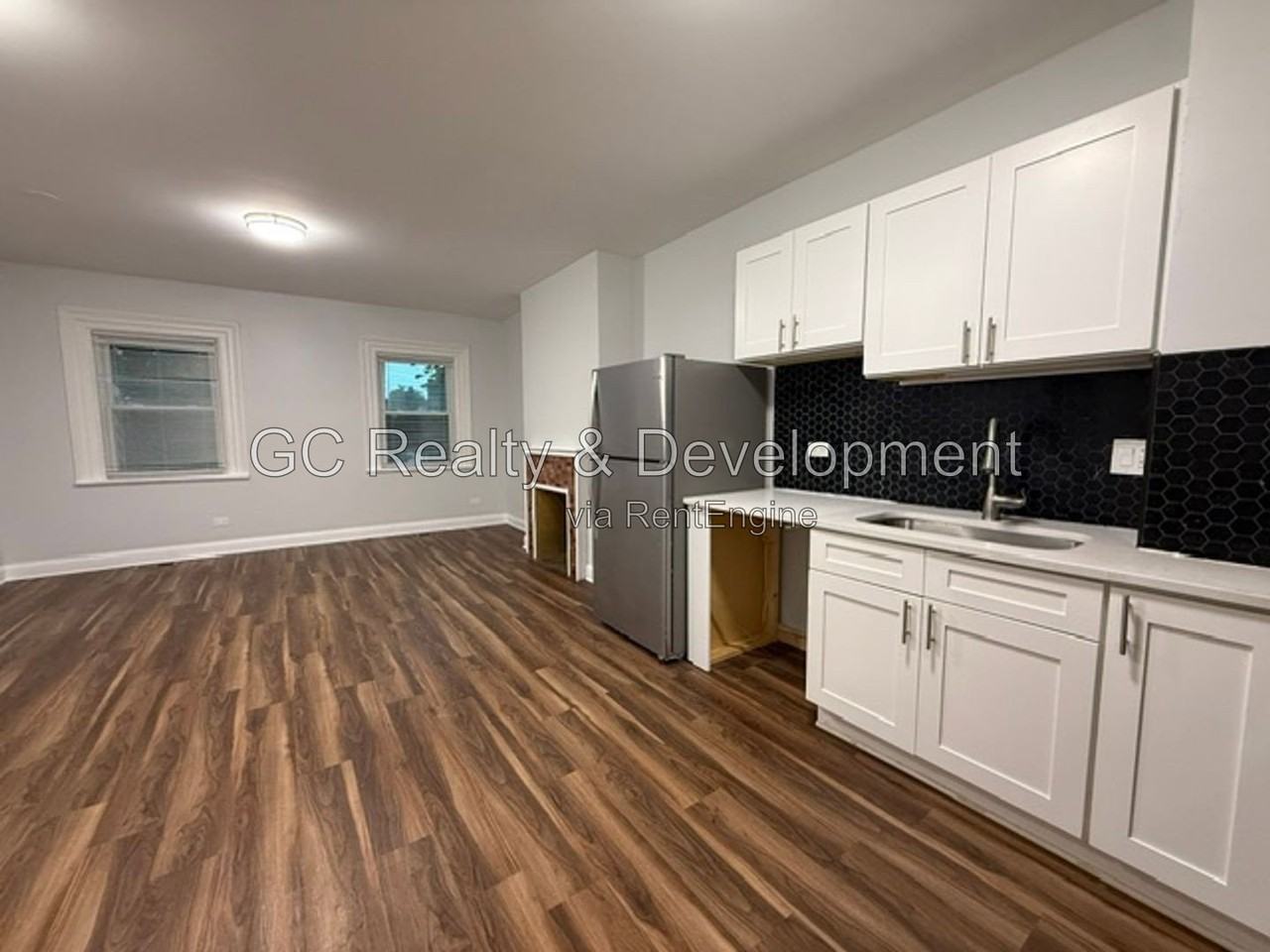 78 Pine Ave #2 - Photo 2 of 14