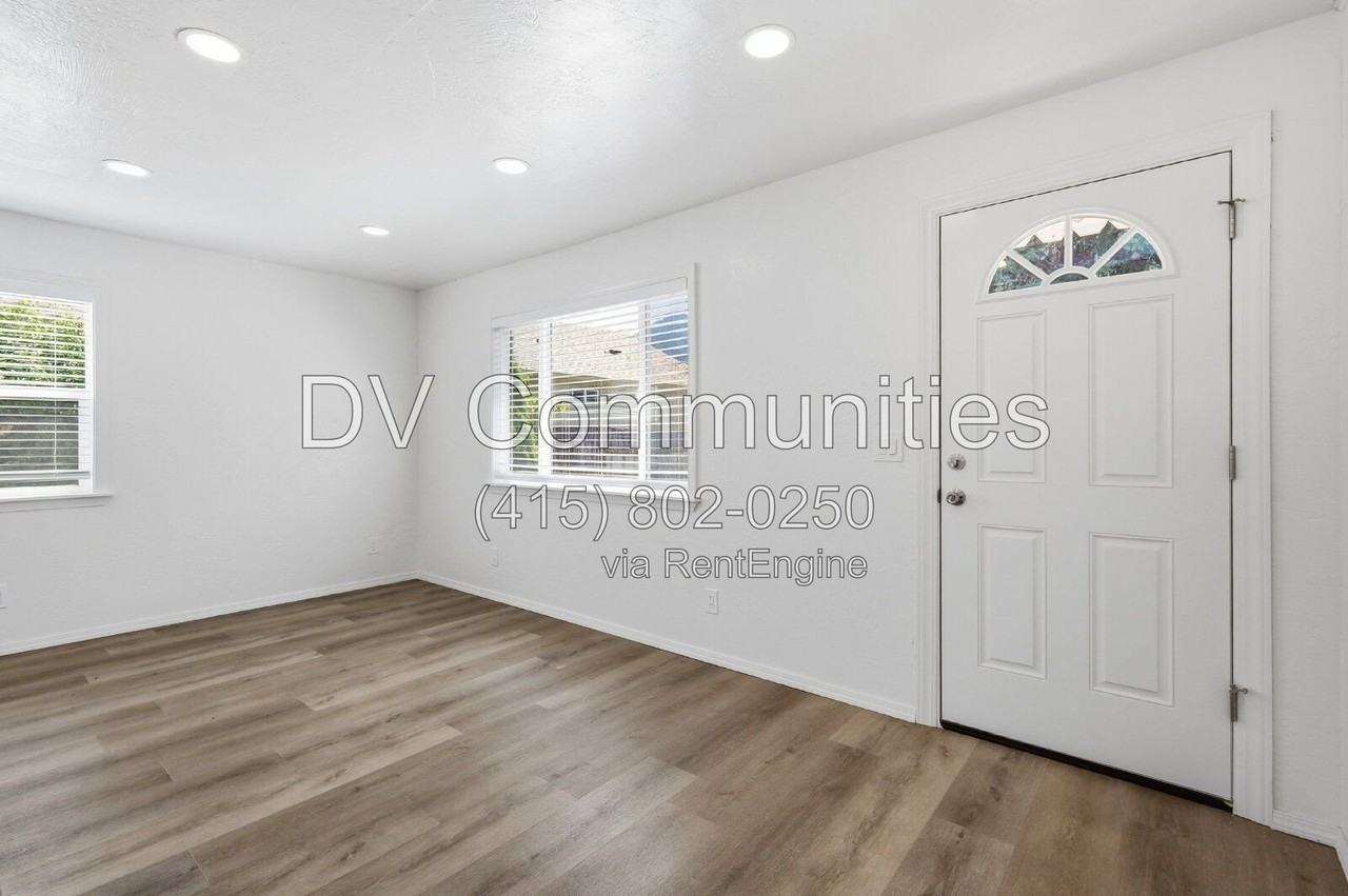 47803 Harris St - Photo 7 of 32