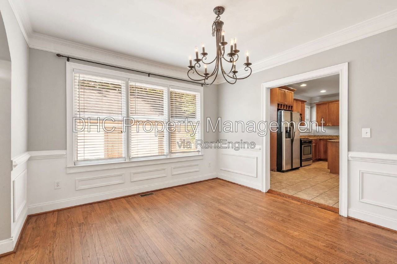 14 Whitefoord Ave Ne - Photo 4 of 12