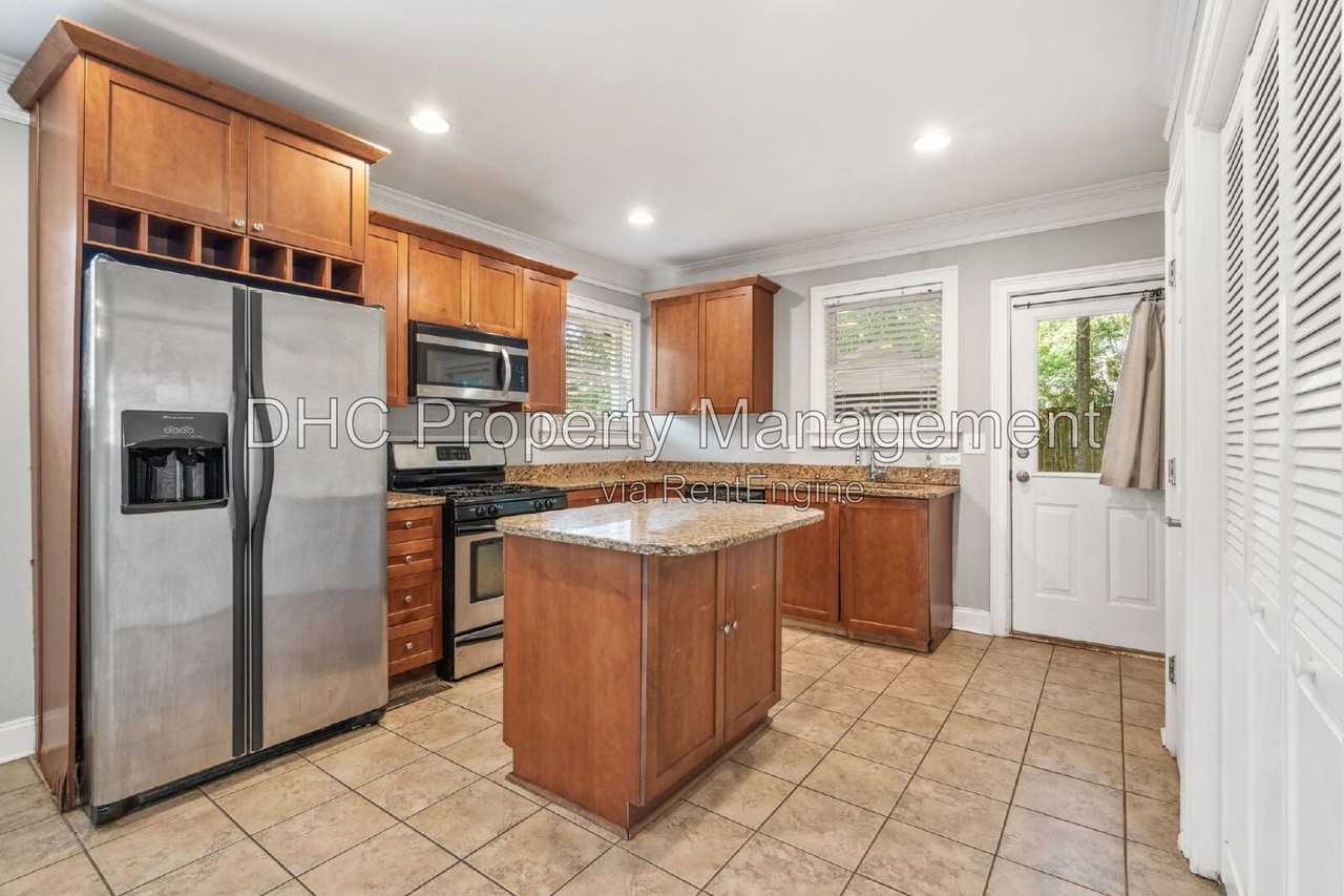 14 Whitefoord Ave Ne - Photo 5 of 12