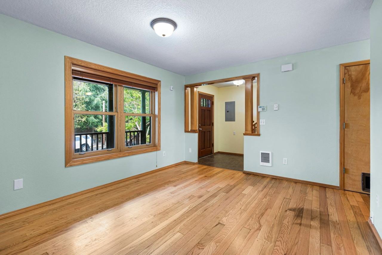 4308 N Albina Ave - Photo 2 of 24