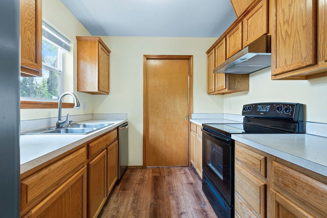 4308 N Albina Ave - Photo 6 of 24