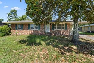 2105 Eastland Dr - Photo 1 of 1
