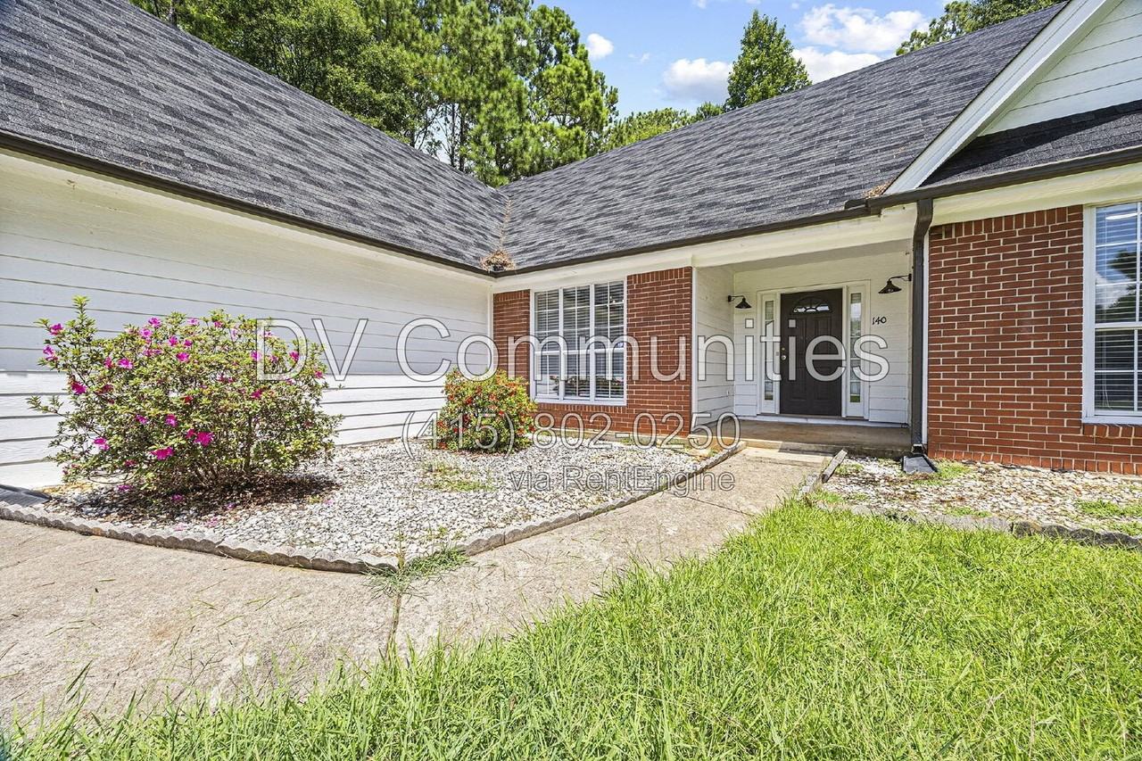 140 Coach Dr - Photo 5 of 26