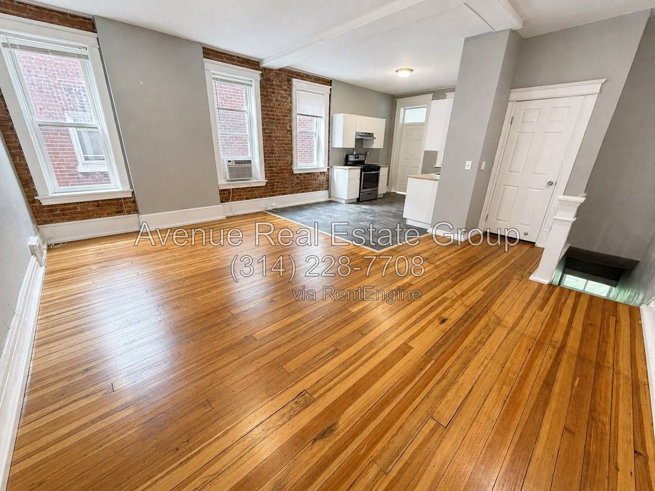 3325 Nebraska Ave #2F - Photo 2 of 13