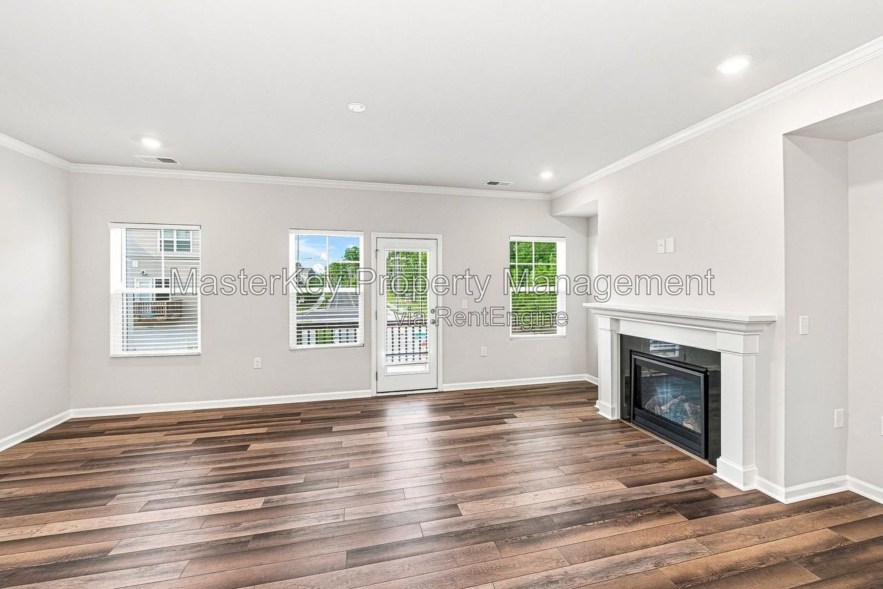 3001 Brellon Ln - Photo 6 of 34