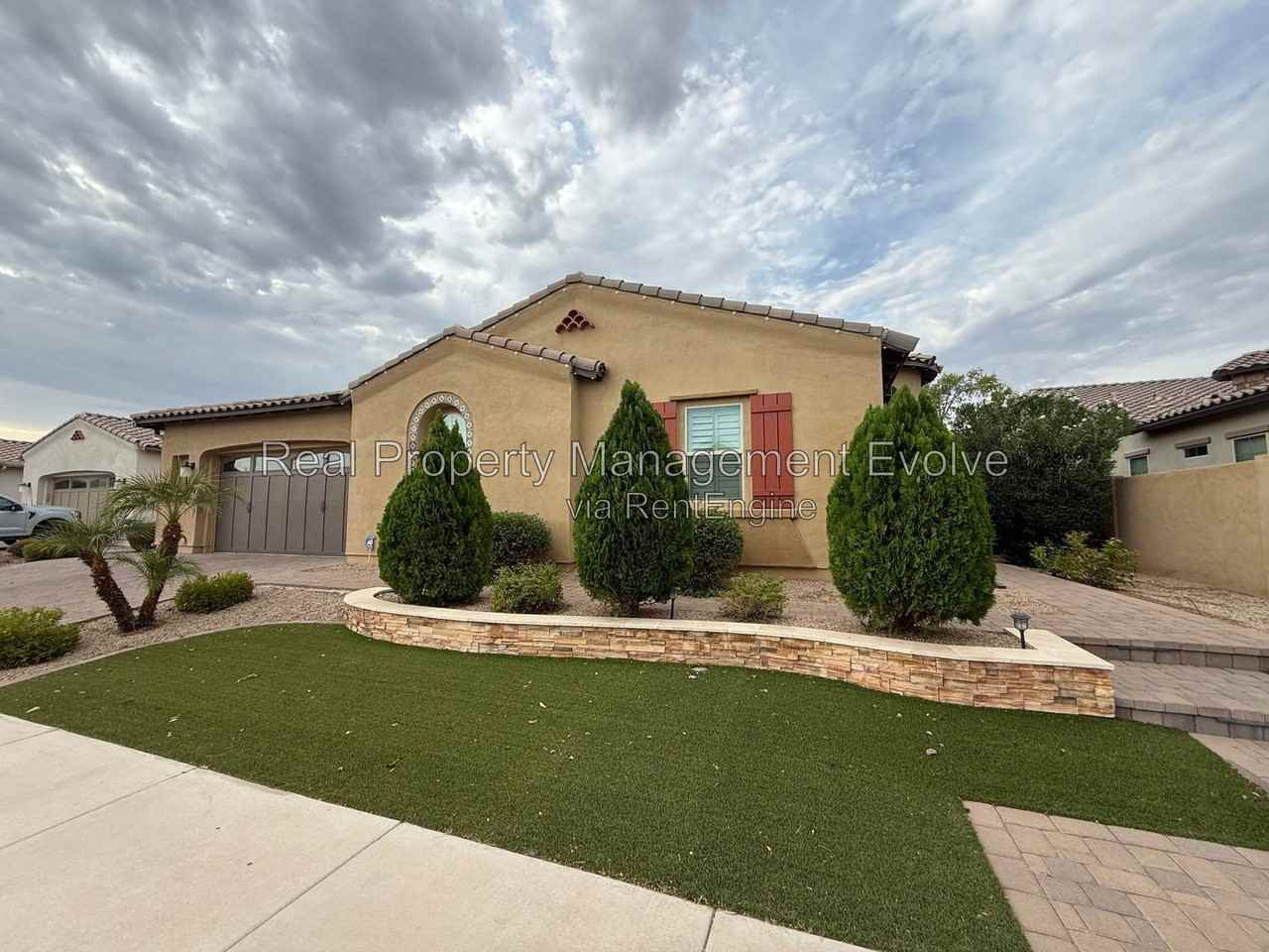 2307 E Mahogany Pl - Photo 2 of 50