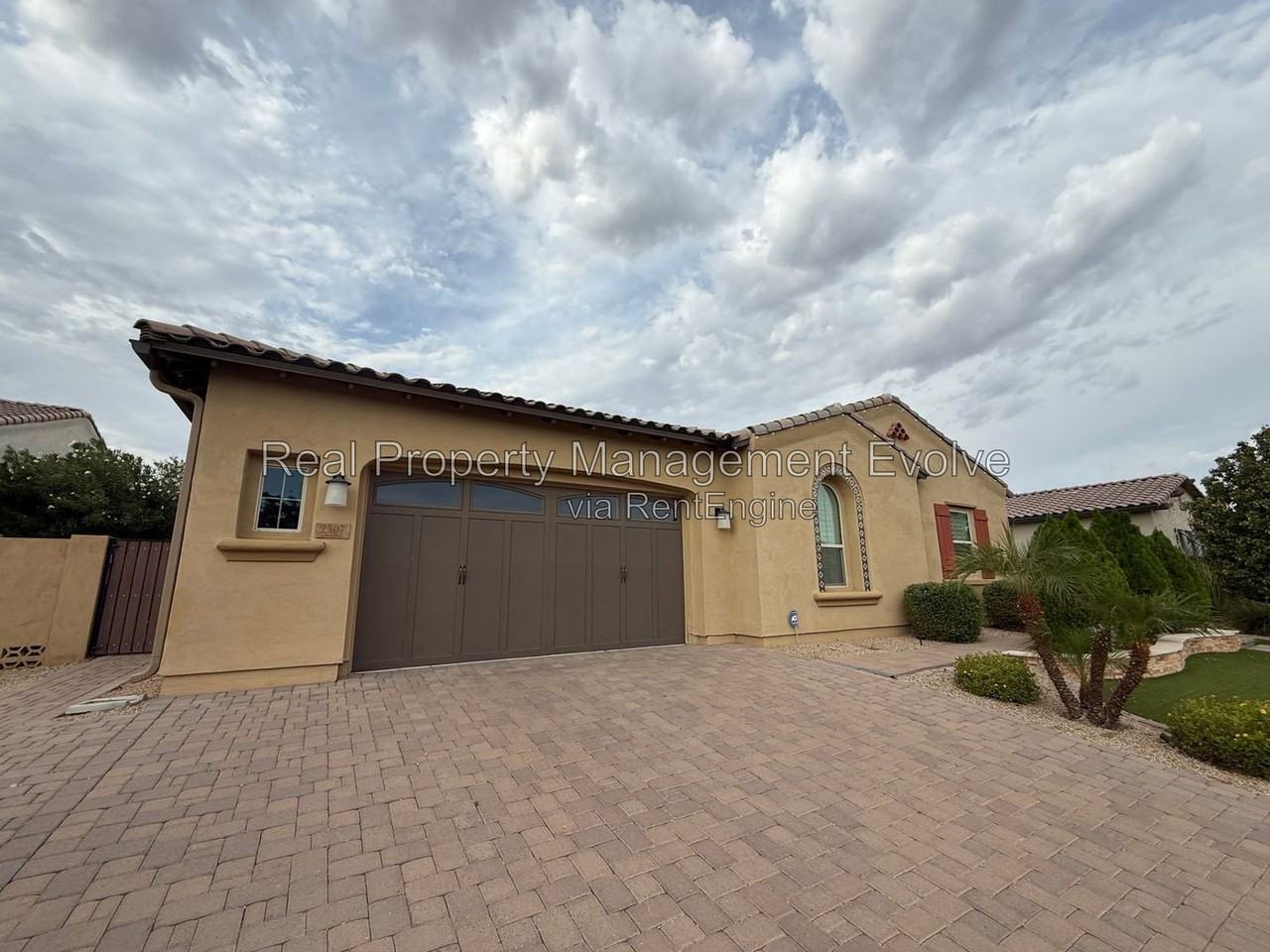 2307 E Mahogany Pl - Photo 5 of 50