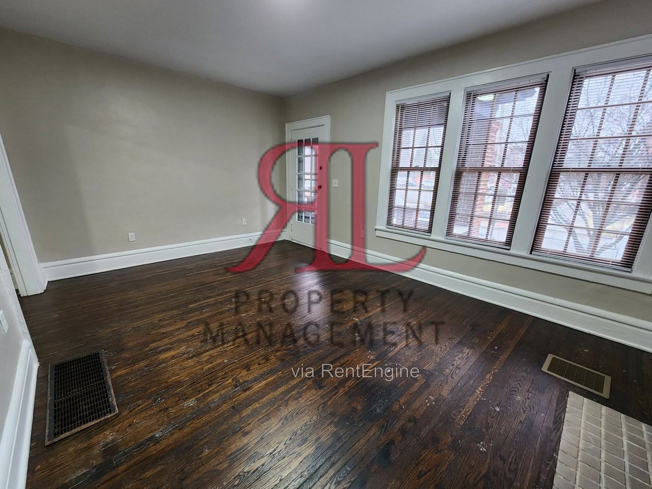 640 S Champion Ave - Photo 5 of 25