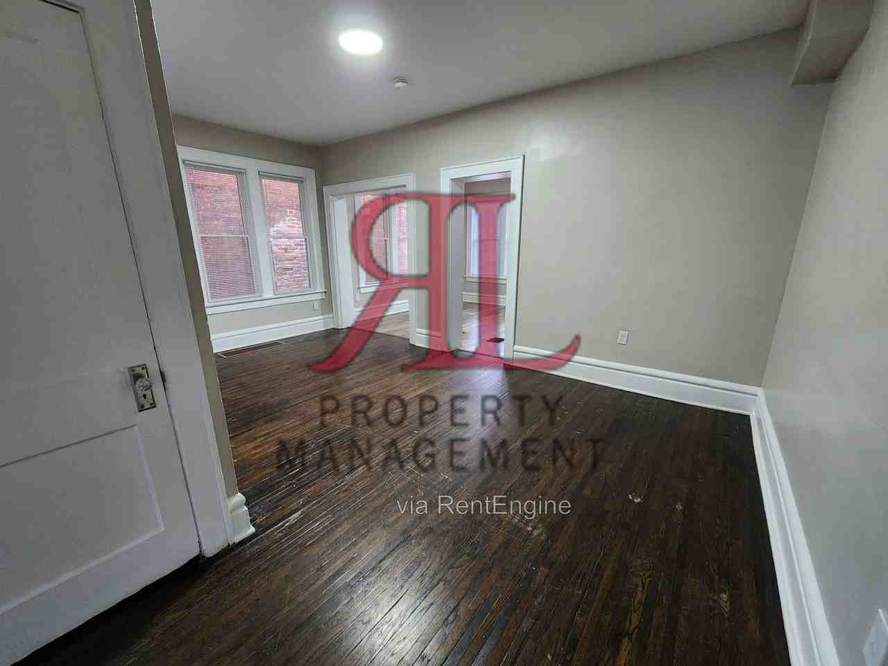 640 S Champion Ave - Photo 6 of 25