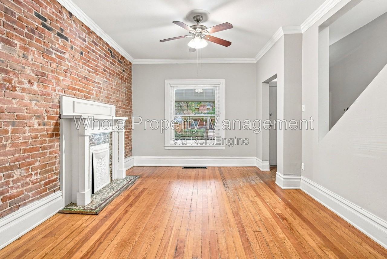 2044 N Ogden St - Photo 5 of 31