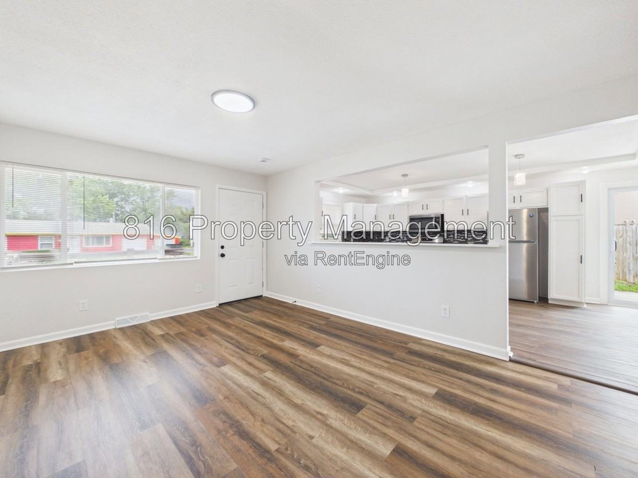 9109 E 44th St - Photo 4 of 22