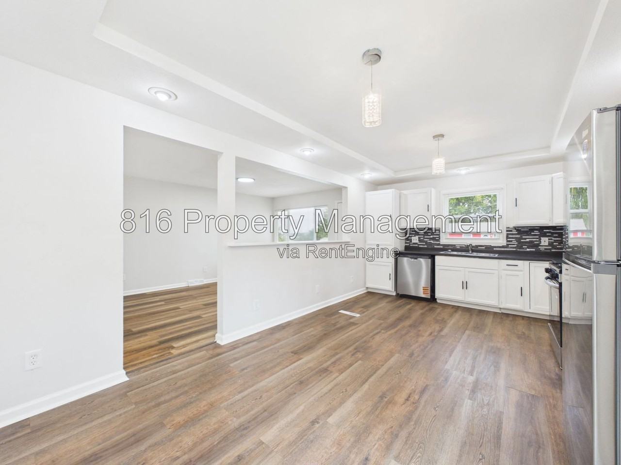9109 E 44th St - Photo 5 of 22
