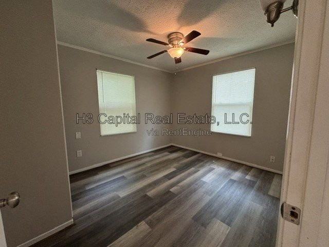 302 Cobb St - Photo 6 of 9