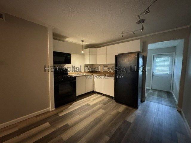 302 Cobb St - Photo 7 of 9