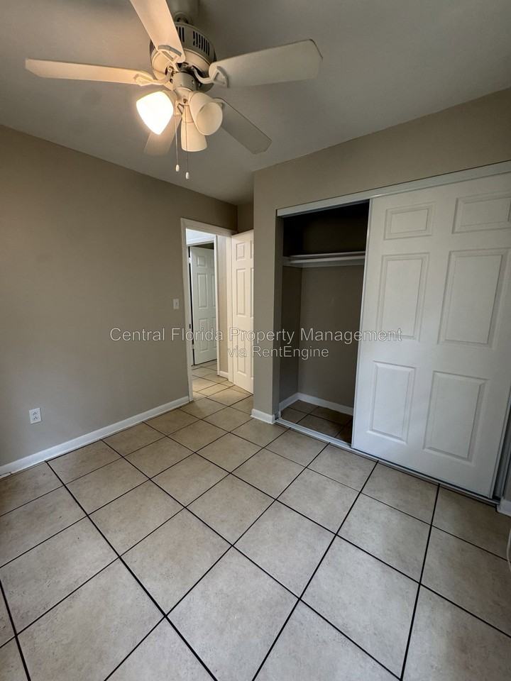 809 Rockhill St - Photo 6 of 9