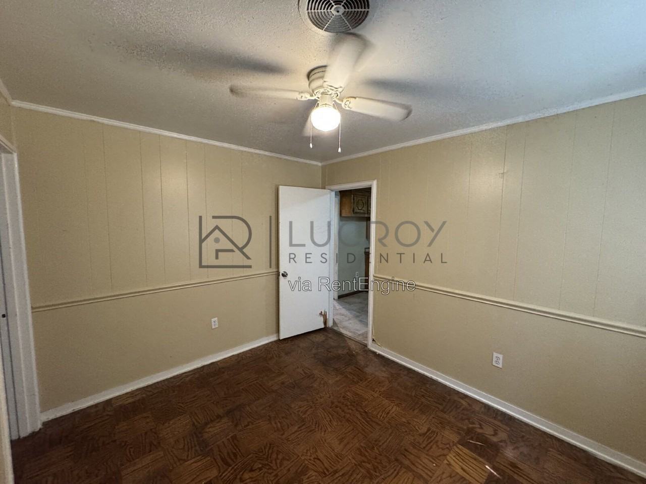 3038 Lakewood Dr - Photo 5 of 11